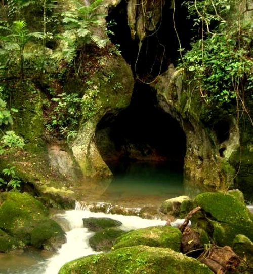 Things To To in San Ignacio Belize: Caves Ruins Waterfalls